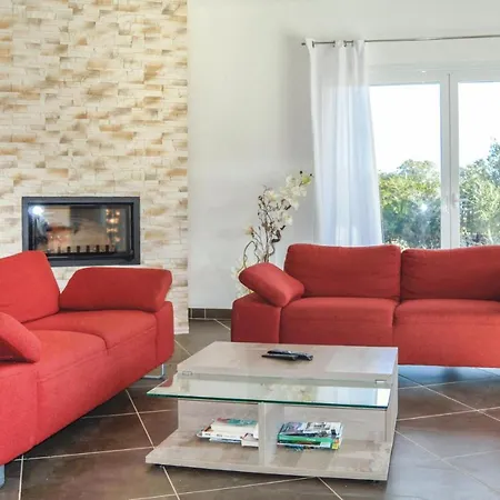 Holiday home 4 Bedroom Beautiful In Bonifacio Bonifacio (Corsica)