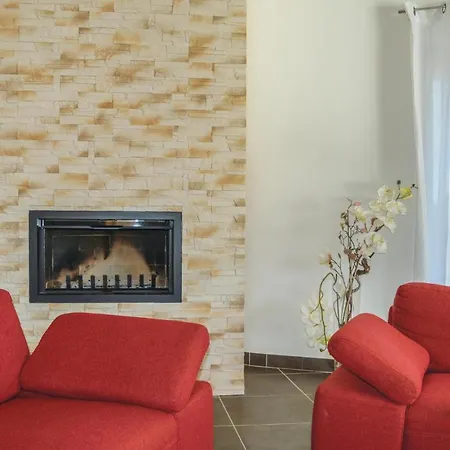 4 Bedroom Beautiful In Bonifacio Bonifacio (Corsica)